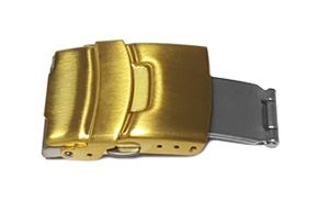 Single safety folding clasp for leather straps in gold