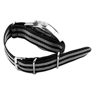 Wearing a NATO strap, step 3: strap closed