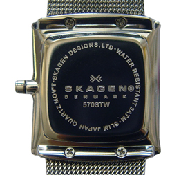 Back of Skagen 570STW