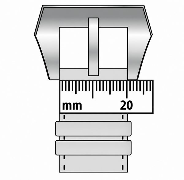 Measuring the strap width at the buckle
